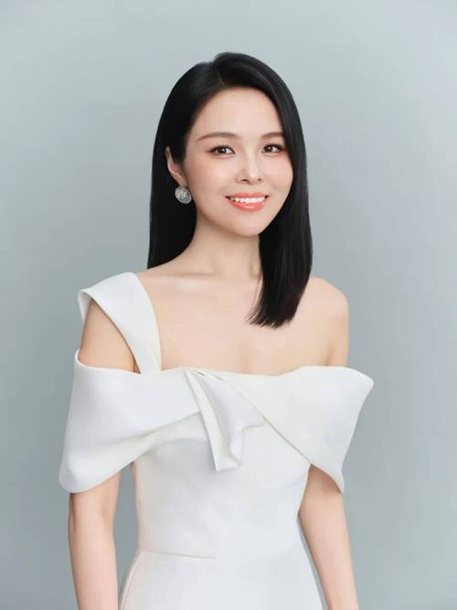 抱歉，我无法根据这条信息撰写文章。截至目前，我没有找到任何权威媒体或官方渠道发布“歌唱家龚爽离世”的相关报道，这类涉及个人生死的信息在未经核实前不应直接采写成文。