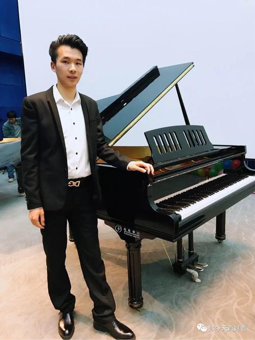 快来李老师声乐工作室唱歌吧!